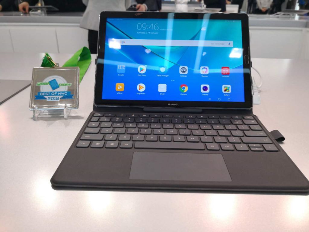 HUAWEI MediaPad M5 with a "Best of MWC" award for the device's great audio, especially the surround-sound which is great for multimedia