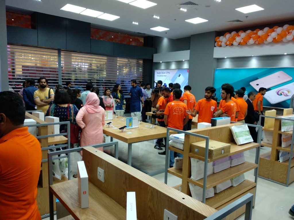 MI promotions at the Packages Mall