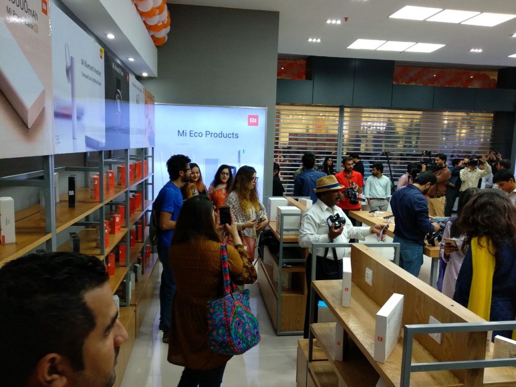 MI promotions at the Packages Mall