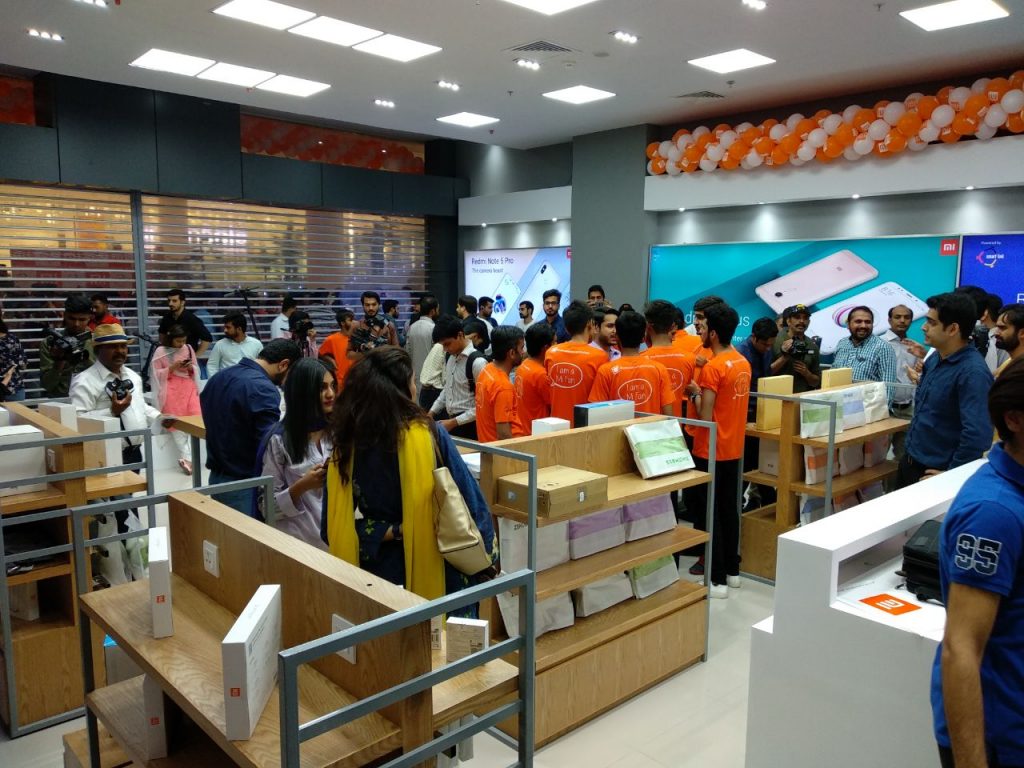 MI promotions at the Packages Mall