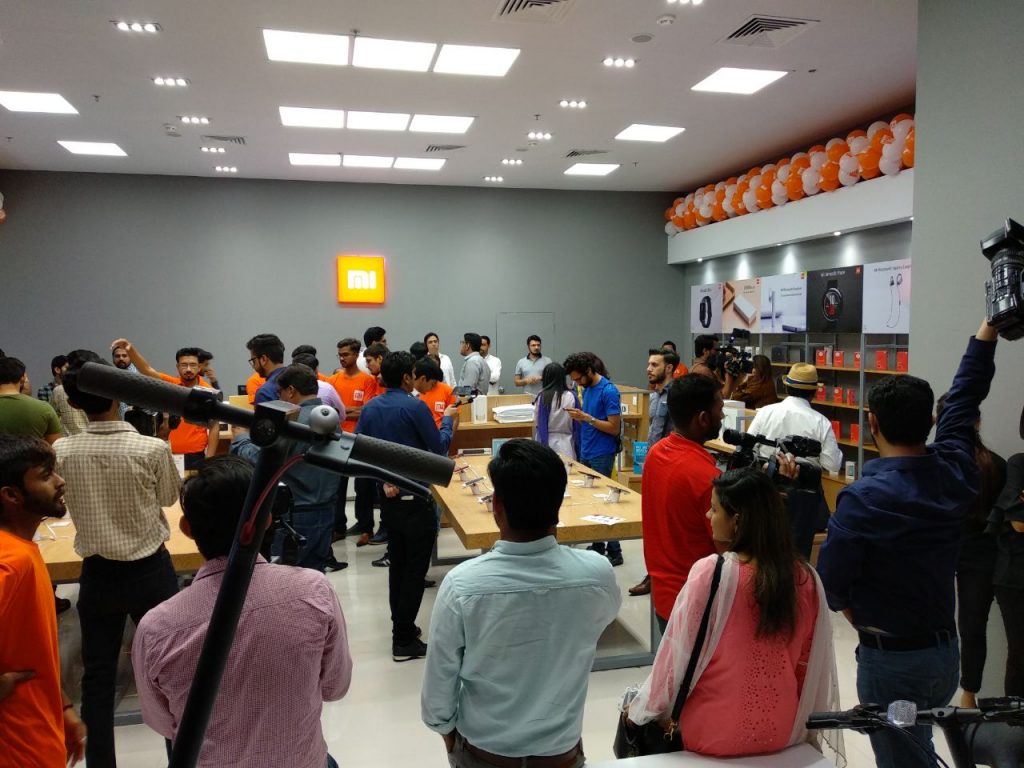 MI promotions at the Packages Mall