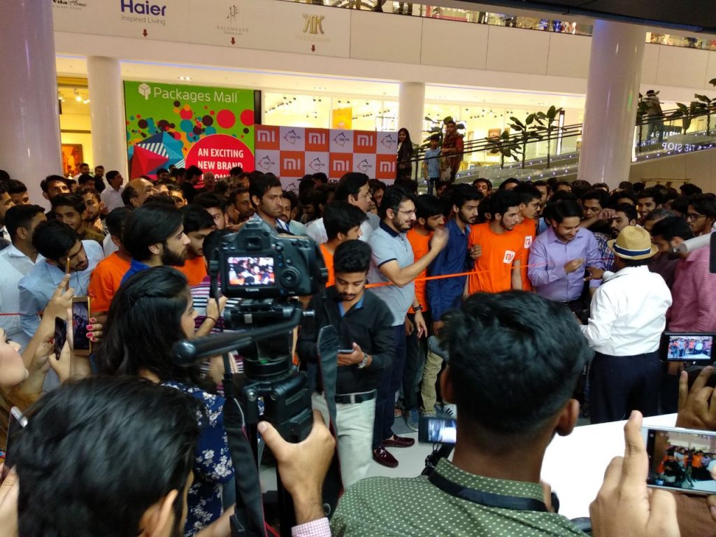 MI promotions at the Packages Mall